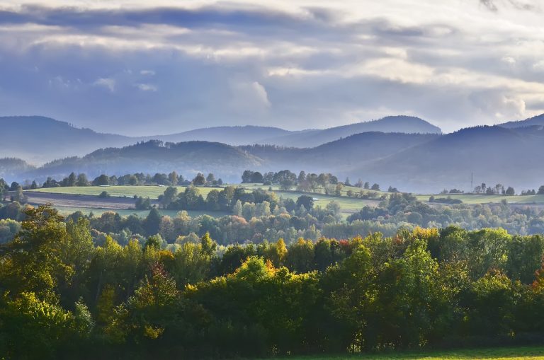 Exploring the Great Outdoors: The Ultimate Guide to Outdoor Travel